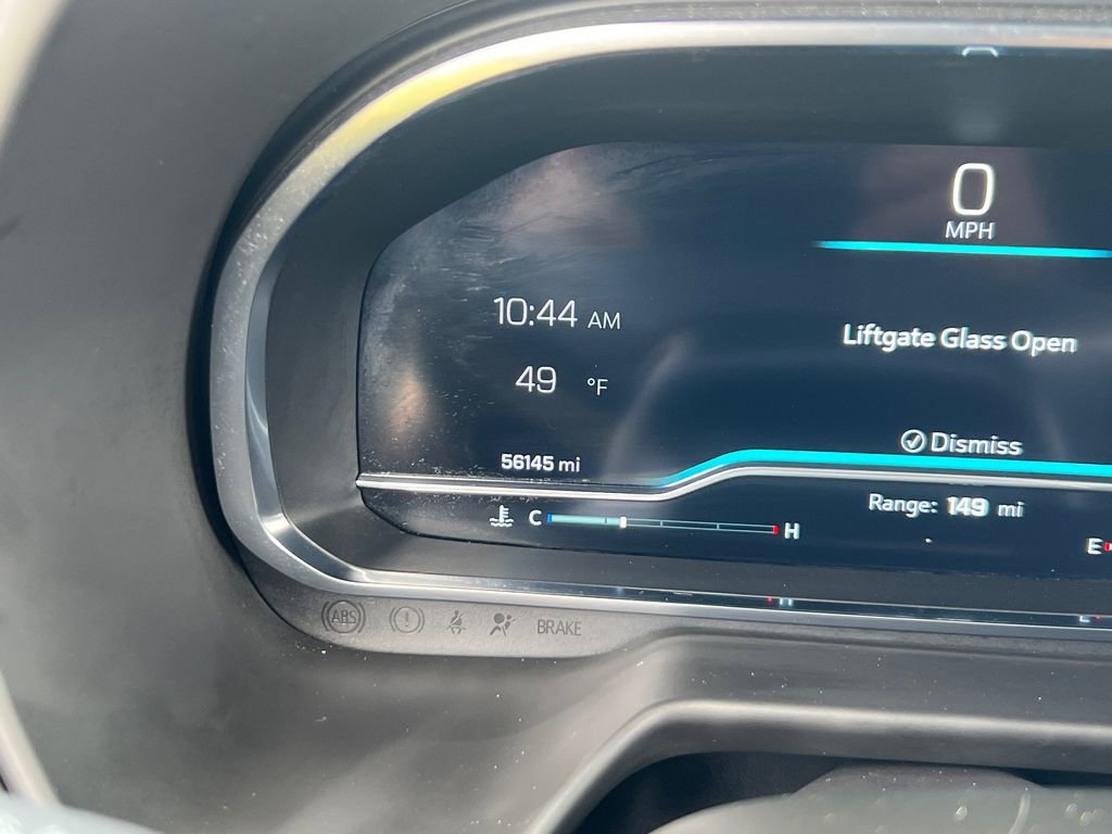 Used 2023 Chevrolet Suburban Premier image 32