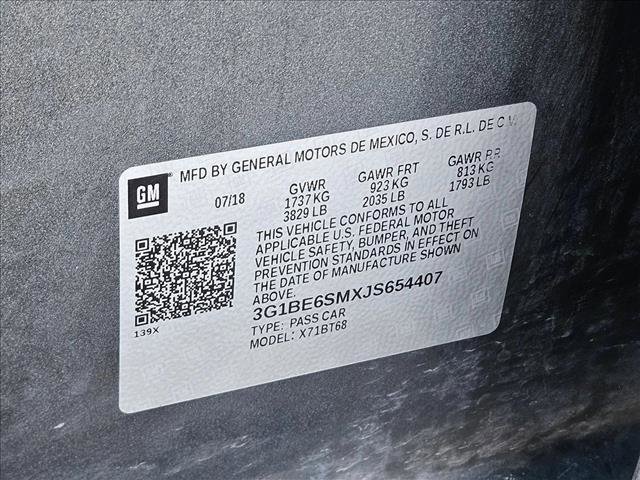 Used 2018 Chevrolet Cruze LT w/ Convenience Package image 24