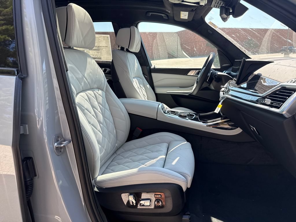 New 2027 BMW X7 xDrive40i w/ M Sport Package AWD/4WD image 30