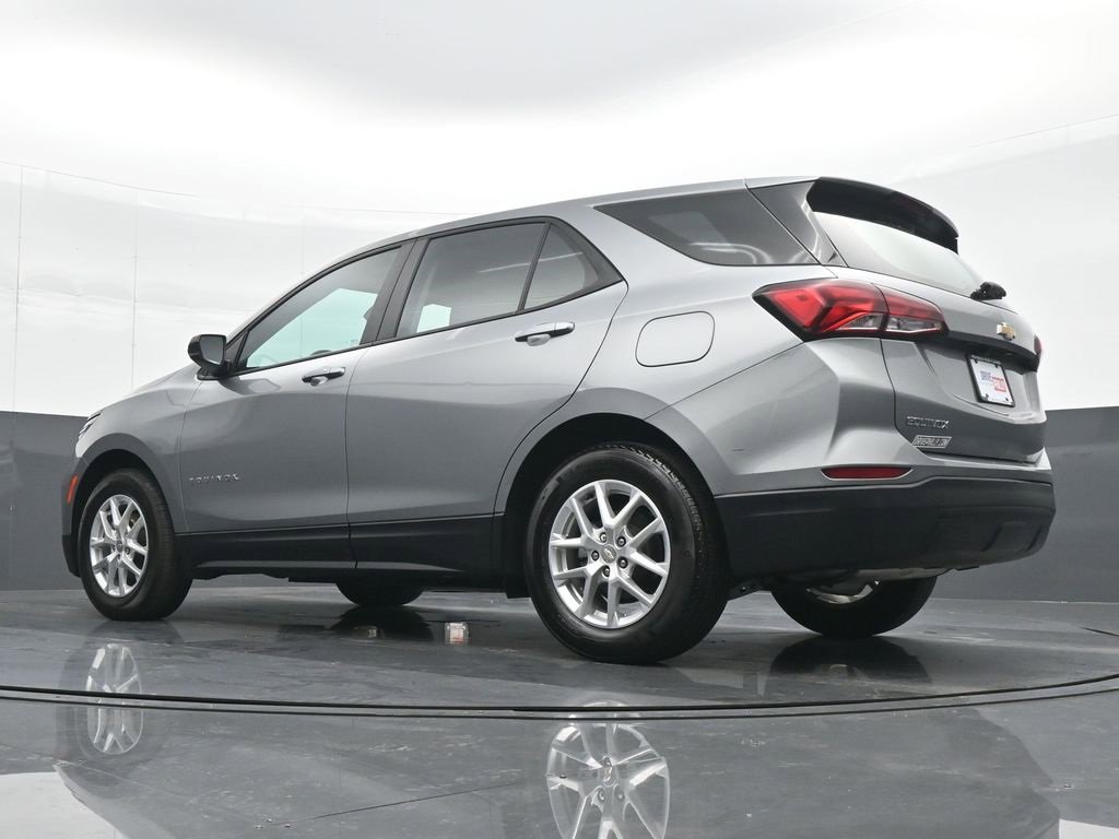 Used 2024 Chevrolet Equinox LS image 19