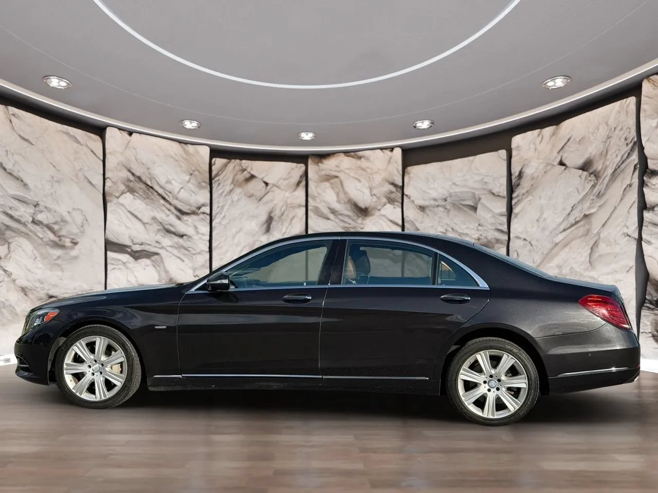 Used 2014 Mercedes-Benz S 550 Sedan w/ Edition 1 Package image 10