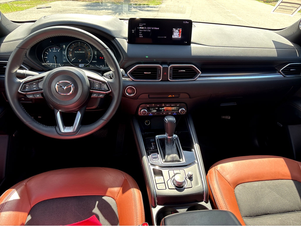 Used 2025 MAZDA CX-5 Carbon Edition image 4