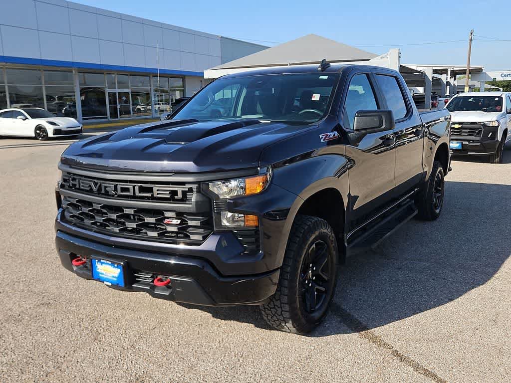 Used 2022 Chevrolet Silverado 1500 Custom Trail Boss AWD/4WD image 4