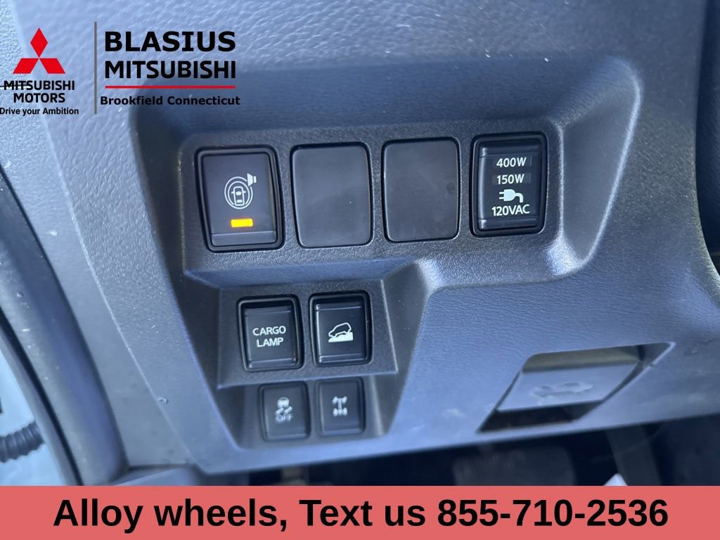 Used 2022 Nissan Frontier PRO-4X image 20