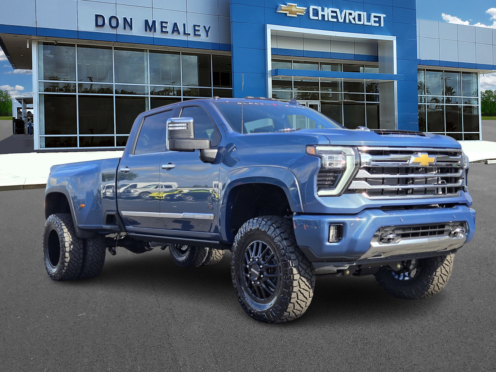 New 2026 Chevrolet Silverado 3500 High Country w/ High Country Premium Package image 1