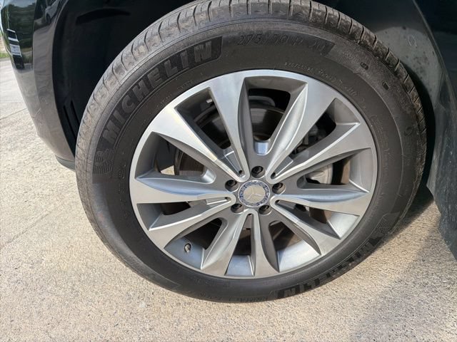 Used 2016 Mercedes-Benz GL 450 4MATIC image 7