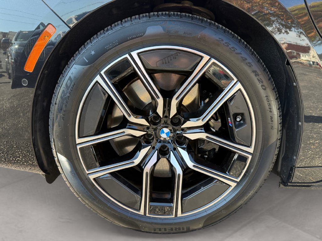 Used 2026 BMW 750e xDrive AWD/4WD image 14