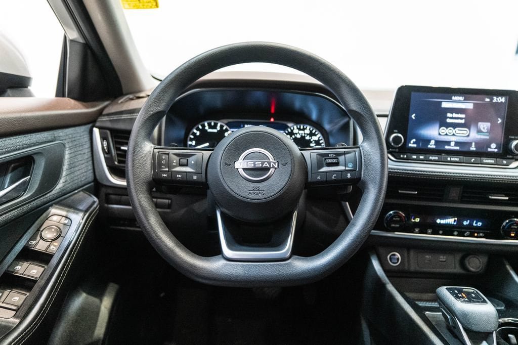 Used 2023 Nissan Rogue SV AWD/4WD image 15