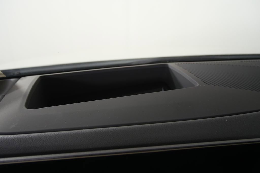 Certified 2025 BMW 530i RWD image 20