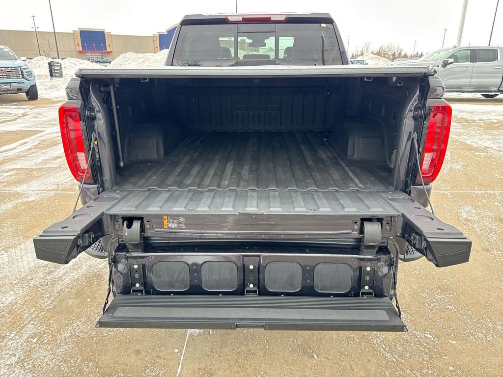 Used 2022 GMC Sierra 1500 SLT w/ SLT Premium Plus Package image 36