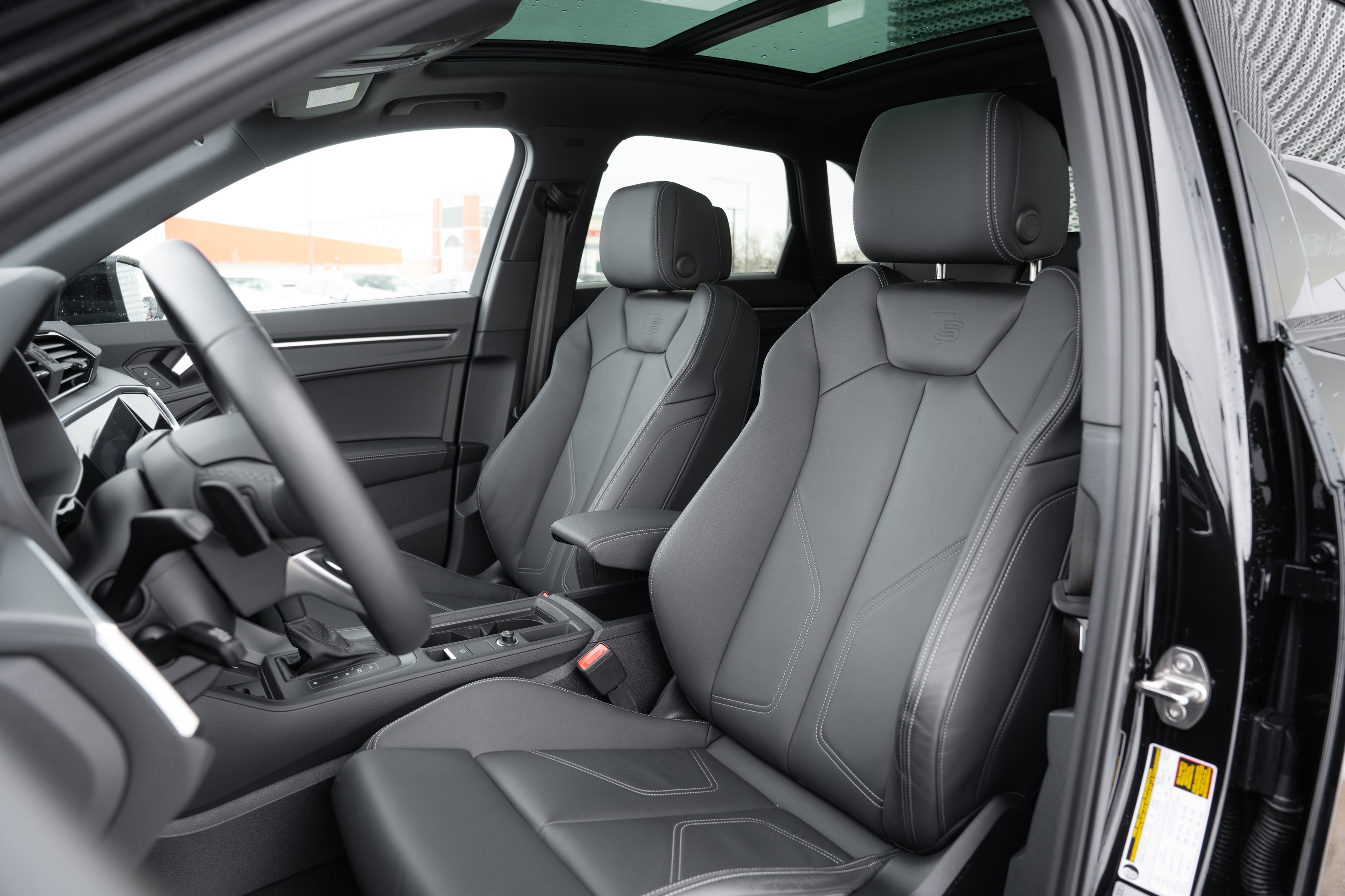 Certified 2024 Audi Q3 2.0T Premium image 22