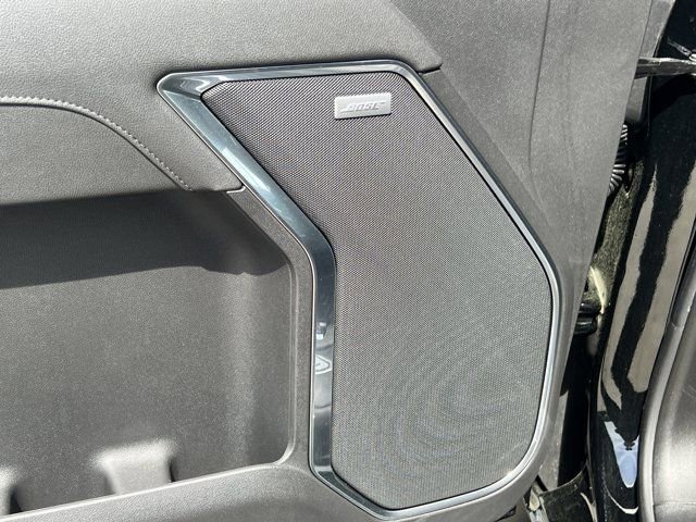 Used 2025 Chevrolet Silverado 2500 LTZ w/ LTZ Plus Package image 12