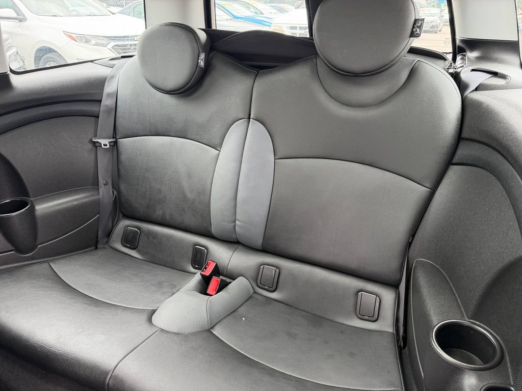 Used 2010 MINI Cooper Clubman Hardtop FWD image 14