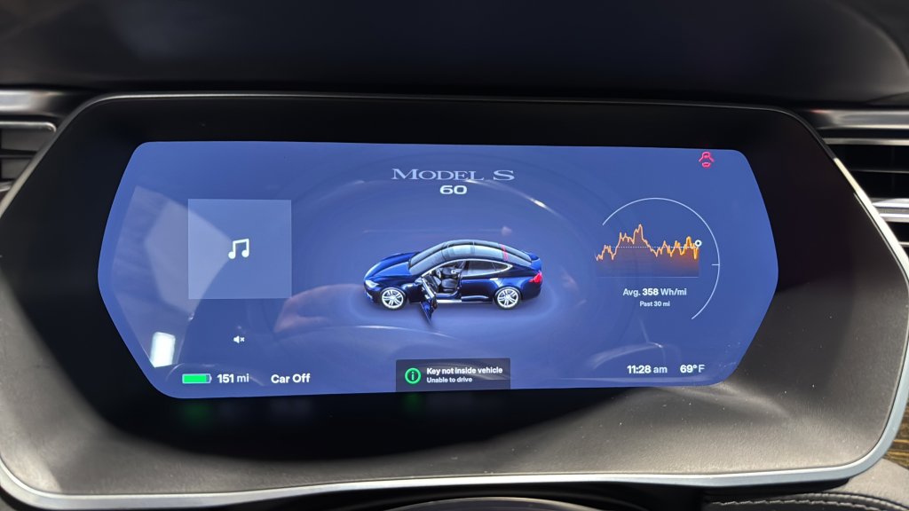 Used 2015 Tesla Model S 70 image 20