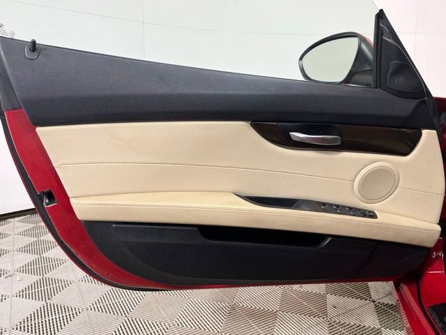 Used 2010 BMW Z4 sDrive35i image 18