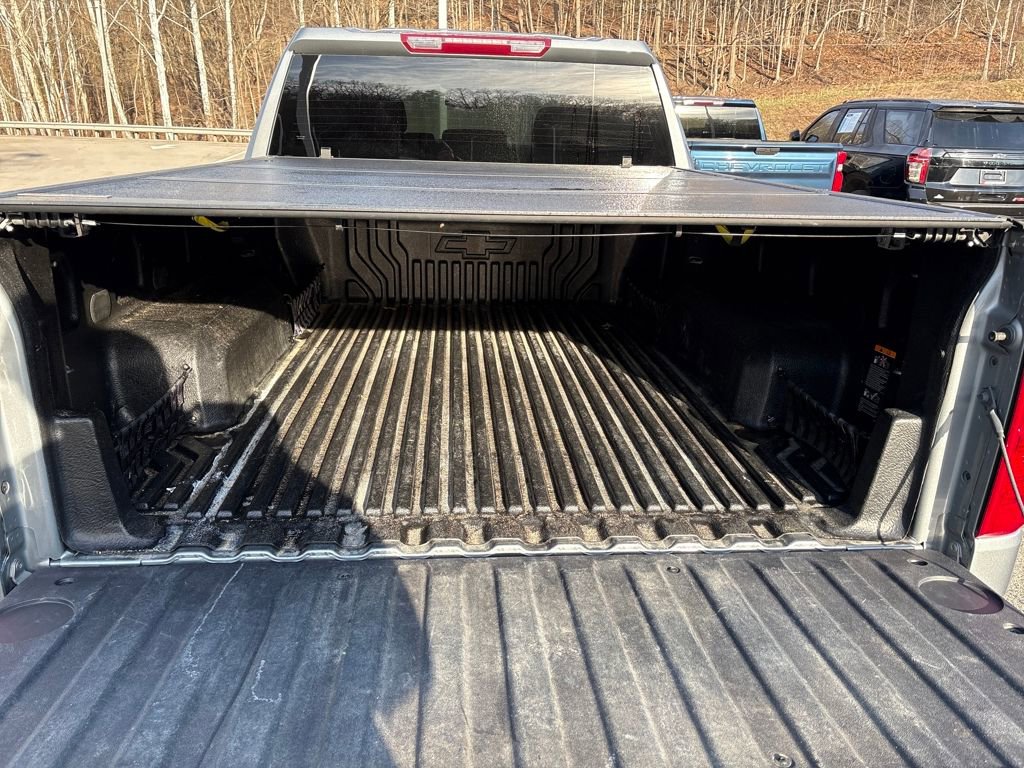 Certified 2024 Chevrolet Silverado 1500 Custom w/ Turbomax Blackout Package image 10