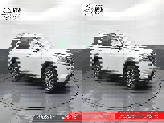 New 2025 Nissan Pathfinder SL
