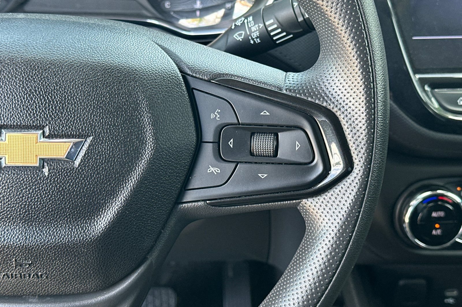 Used 2023 Chevrolet TrailBlazer LT w/ Convenience Package FWD image 31