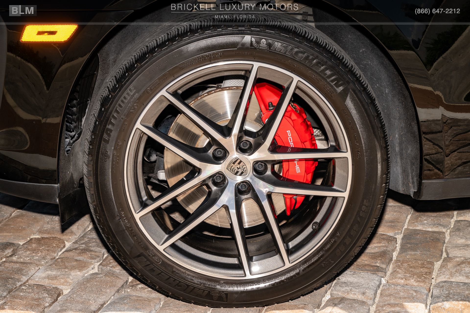Used 2022 Porsche Macan S AWD/4WD image 40