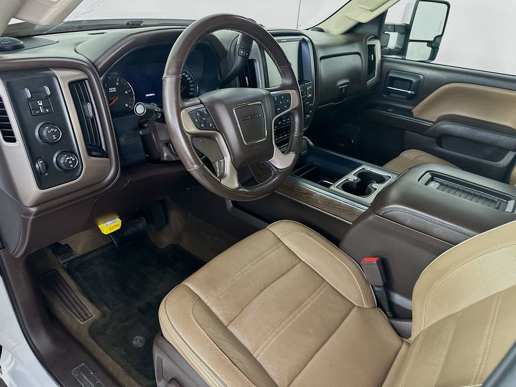 Used 2017 GMC Sierra 2500 Denali w/ Duramax Plus Package image 30