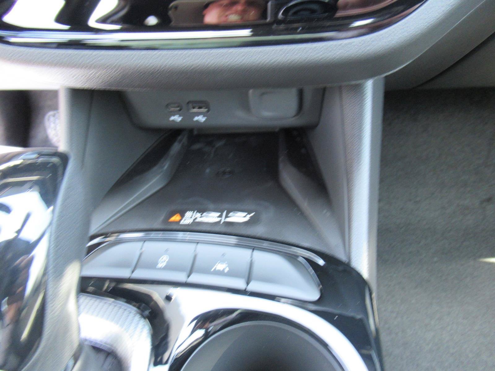 New 2026 Buick Envista Sport Touring FWD image 25