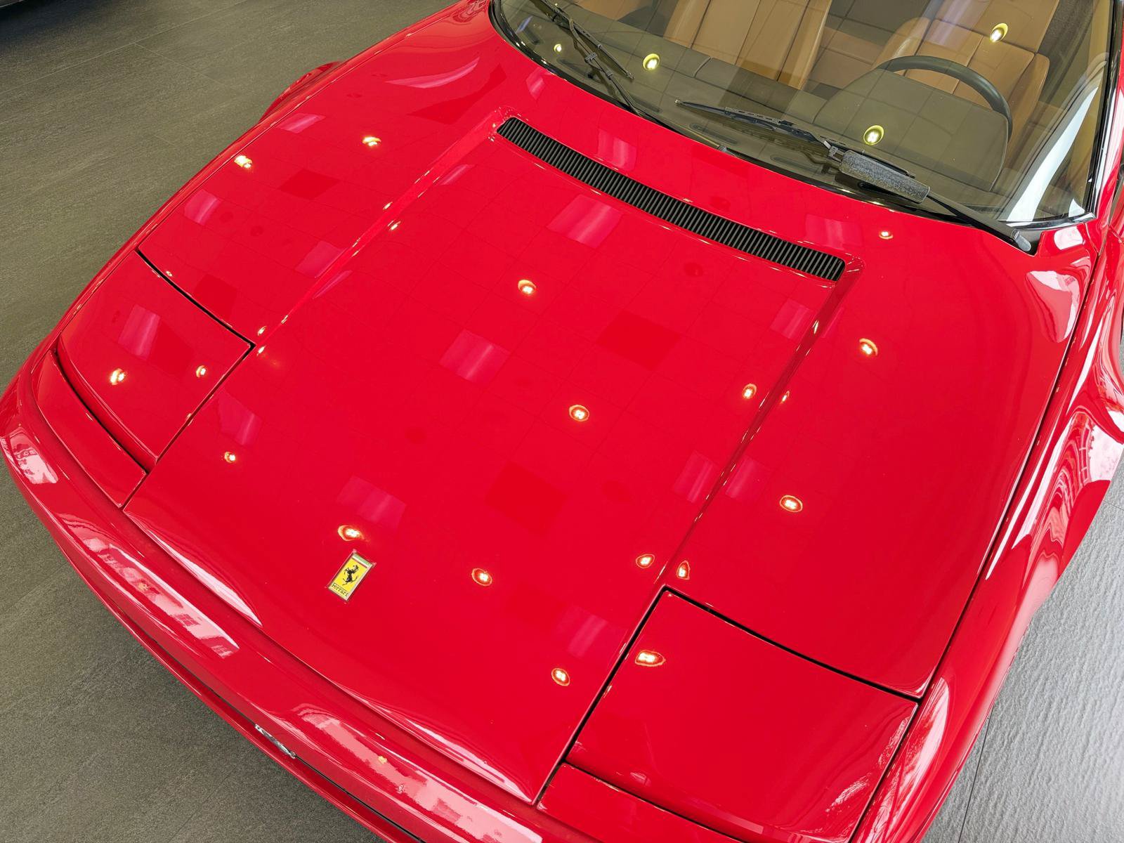 Used 1990 Ferrari Testarossa RWD image 5