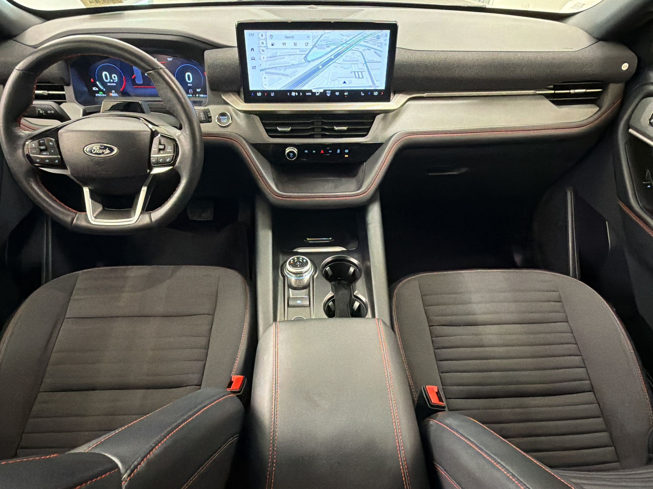 Certified 2025 Ford Explorer ST-Line w/ ST-Line Street Pack AWD/4WD image 16
