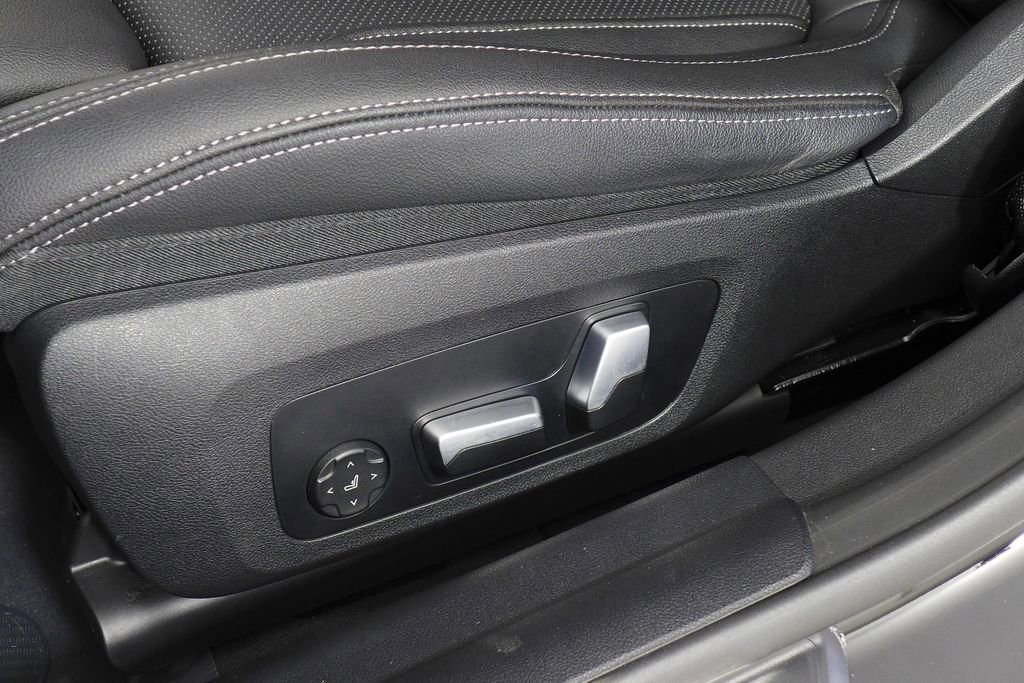 Certified 2023 BMW i4 eDrive35 w/ Premium Package RWD image 23