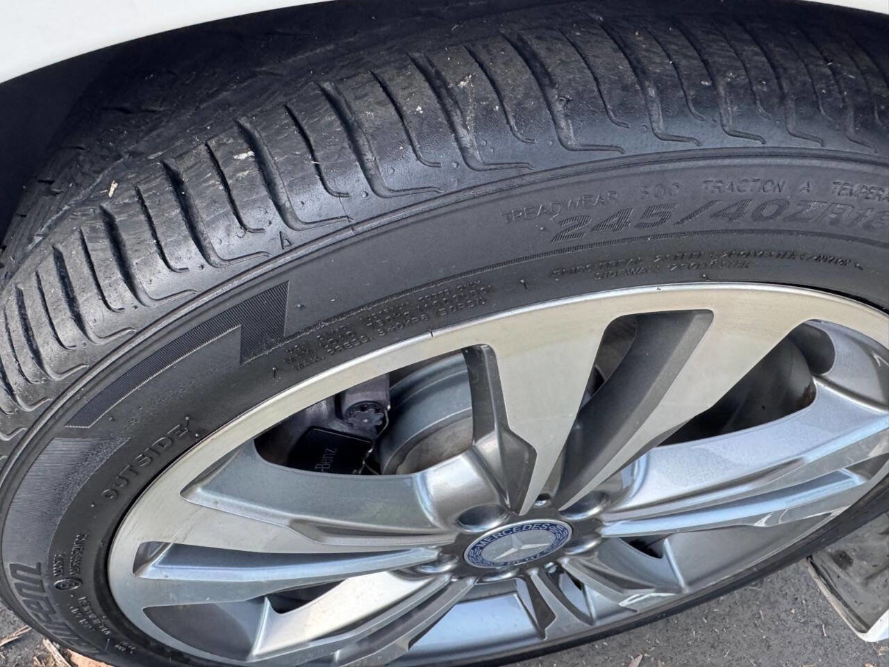 Used 2016 Mercedes-Benz E 350 Sedan image 28