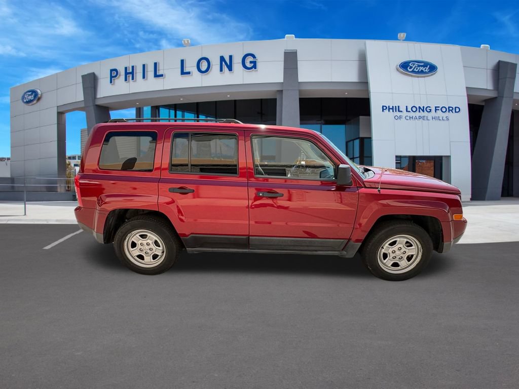 Used 2014 Jeep Patriot Sport FWD image 7