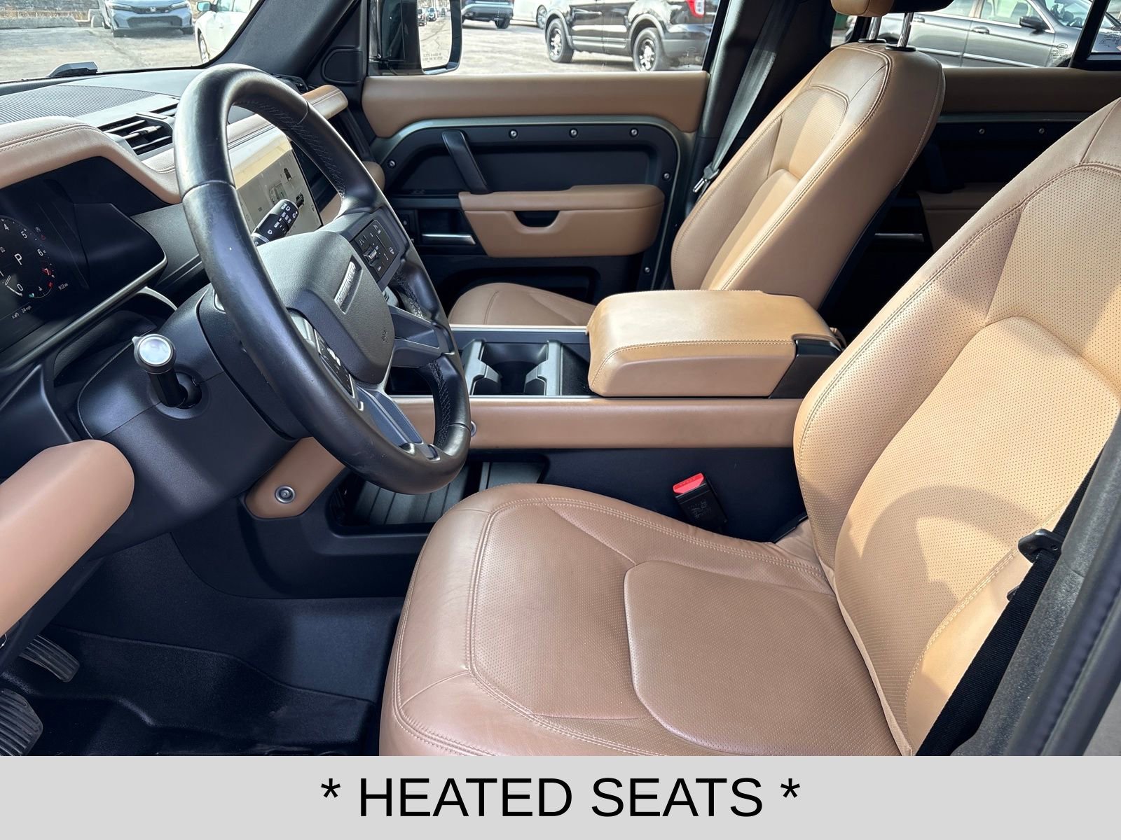 Used 2025 Land Rover Defender 130 X-Dynamic SE image 9