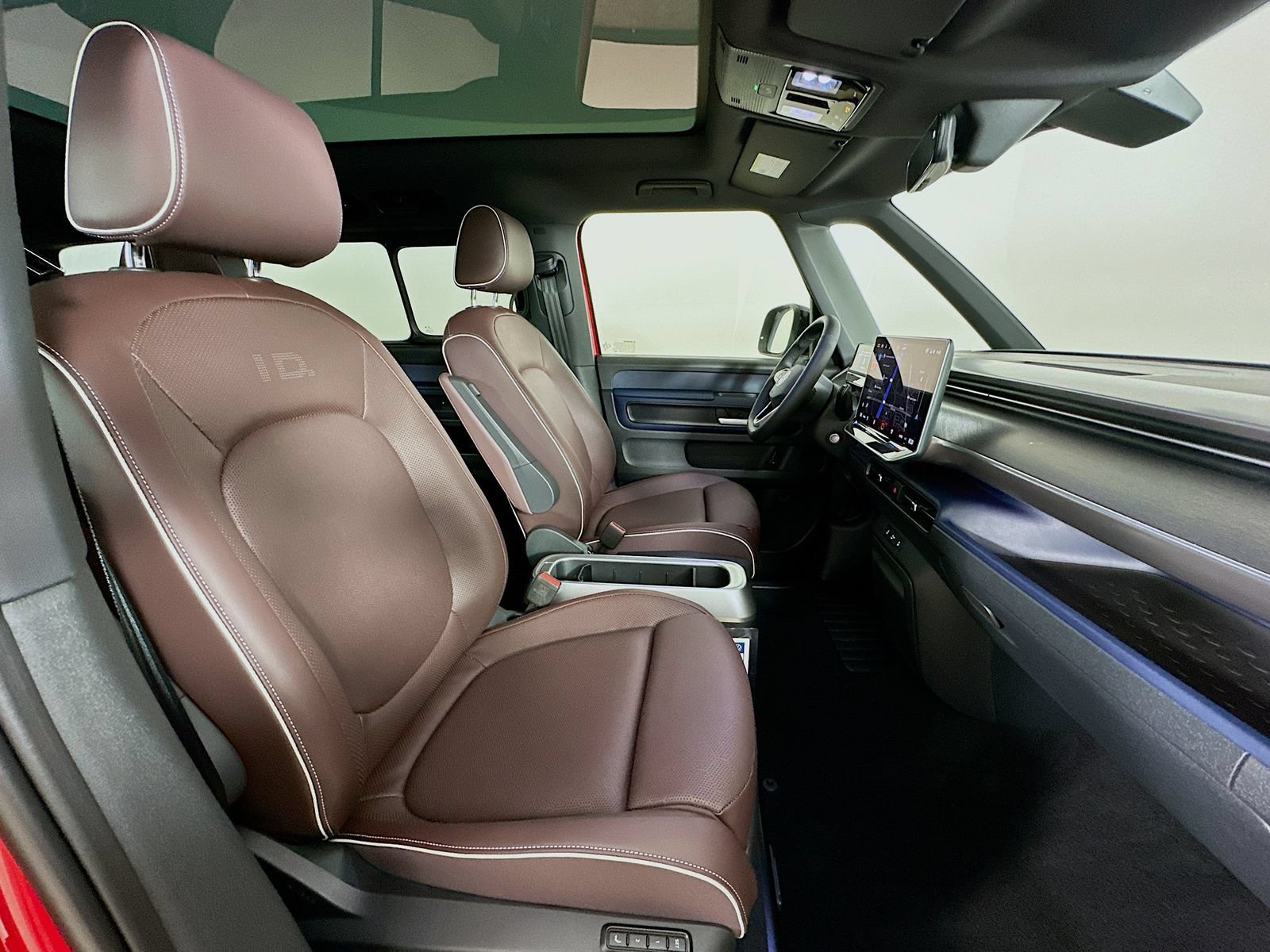 New 2025 Volkswagen ID. Buzz Pro S Plus AWD/4WD image 40