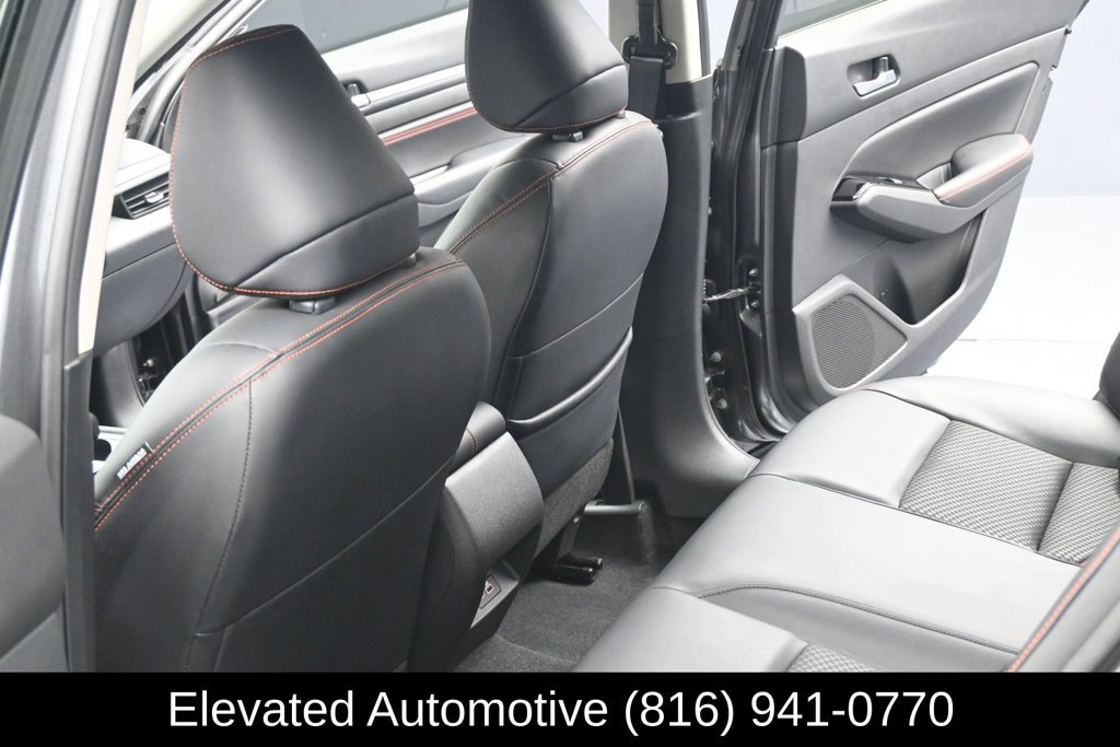 Used 2023 Nissan Altima 2.5 SR FWD image 17
