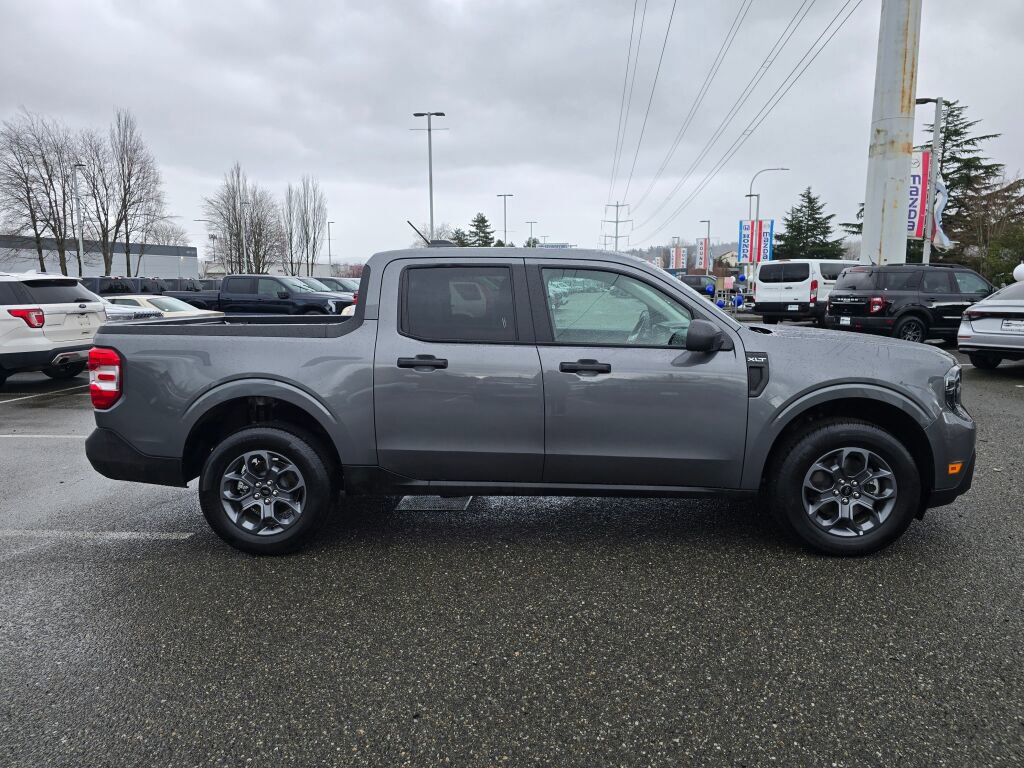 Used 2025 Ford Maverick XLT w/ Equipment Group 302A image 4