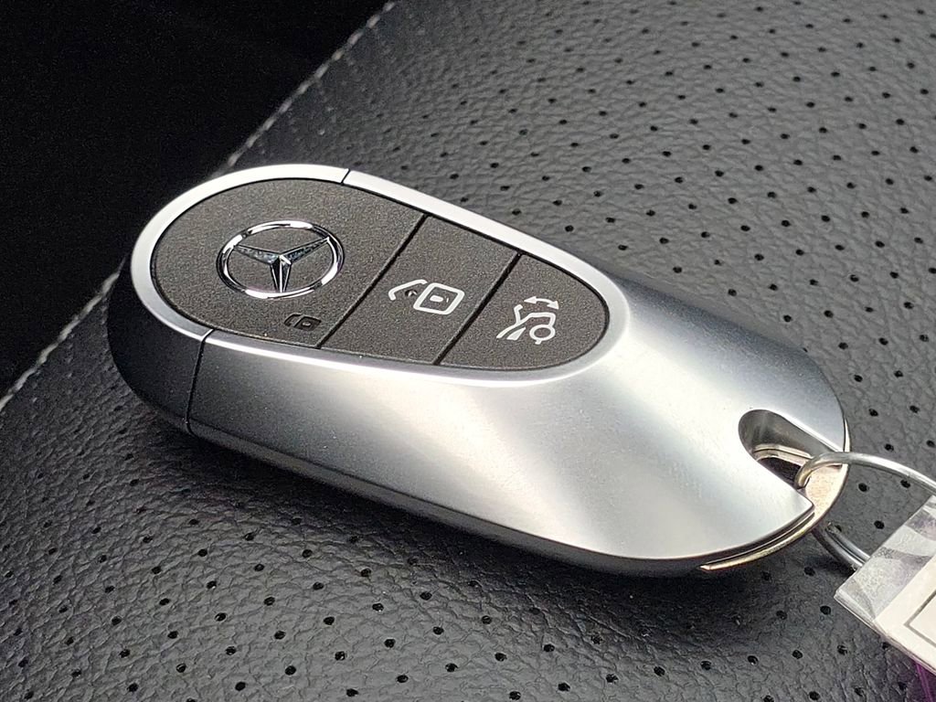 Certified 2026 Mercedes-Benz GLC 300 4MATIC image 38