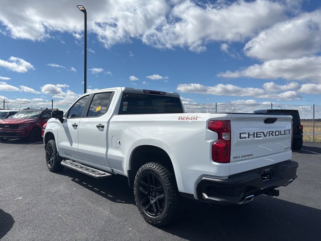 Used 2025 Chevrolet Silverado 2500 LT w/ Safety Package image 5