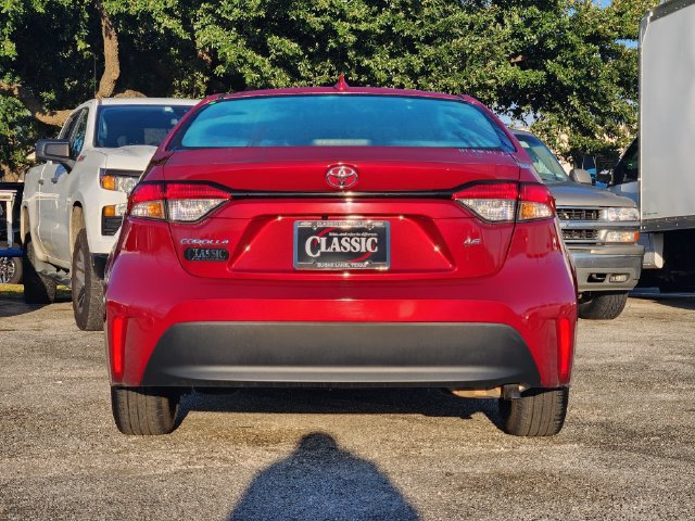 Used 2025 Toyota Corolla LE FWD image 6