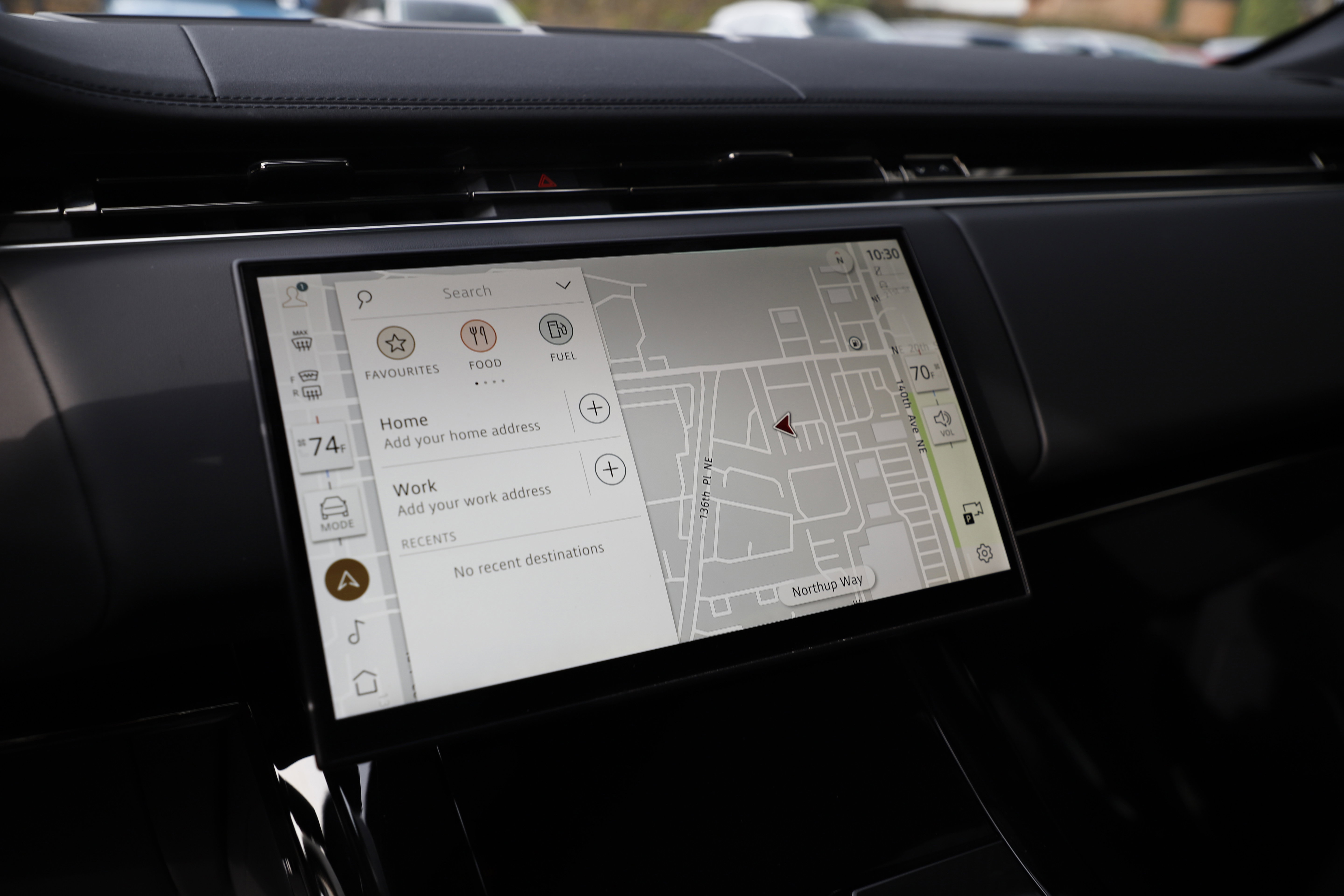 Certified 2025 Land Rover Range Rover Sport image 25