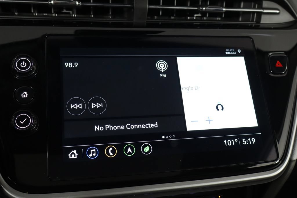 Used 2022 Chevrolet Bolt EUV Premier w/ Sun & Sound Package FWD image 35