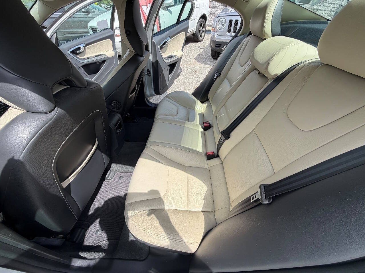 Used 2012 Volvo S60 T5 FWD image 10