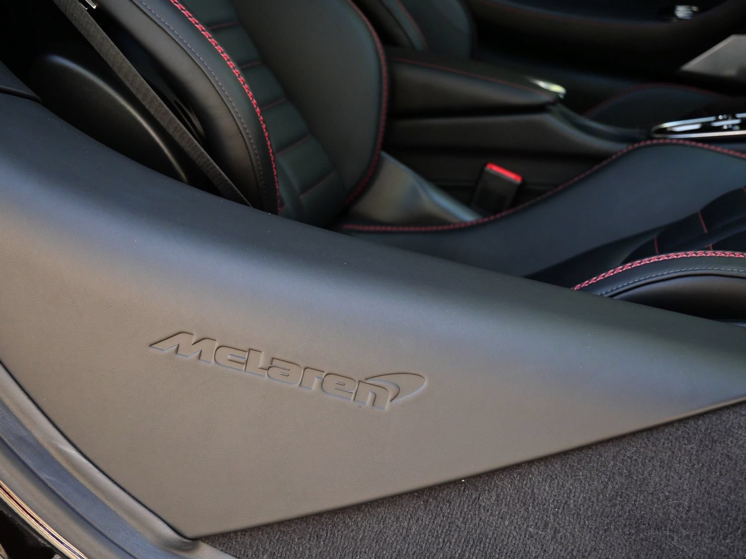 Used 2025 McLaren GTS RWD image 22