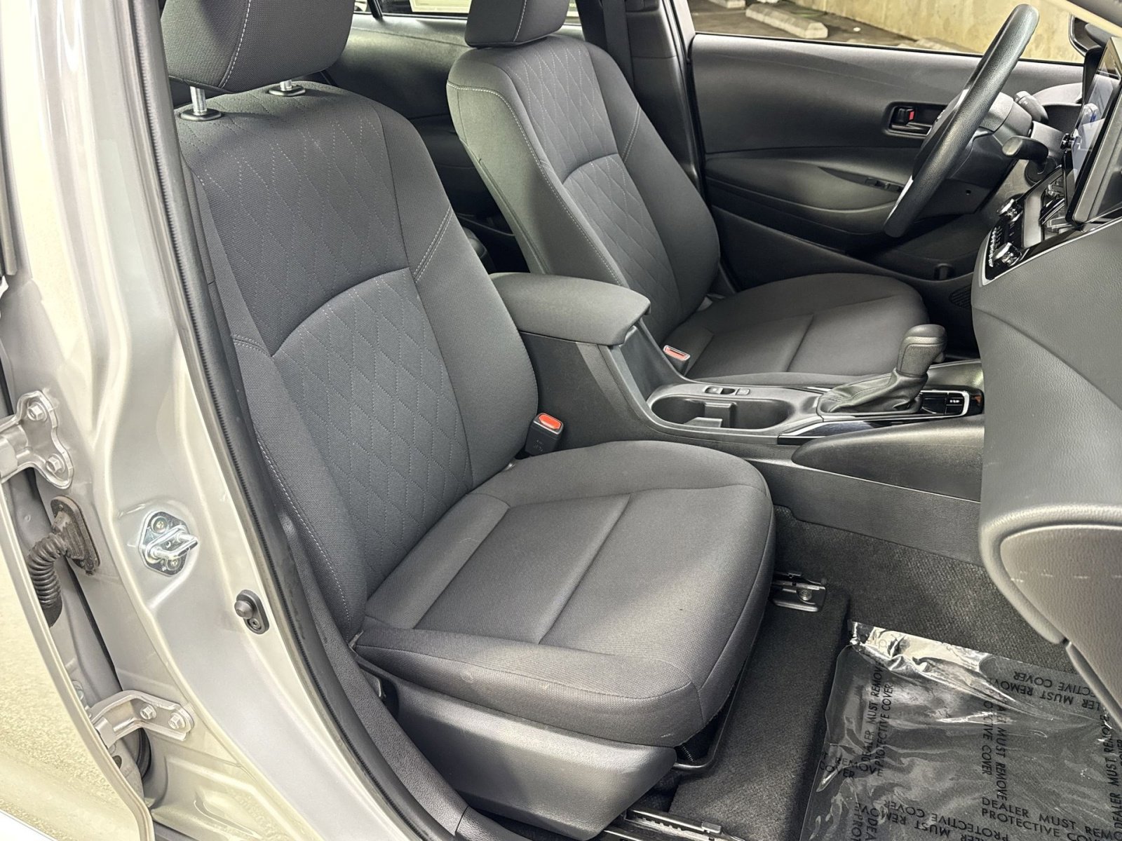 Used 2024 Toyota Corolla LE image 31