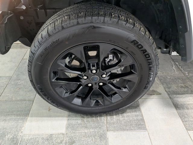 Used 2025 Jeep Wrangler Unlimited Sahara w/ Safety Group AWD/4WD image 7