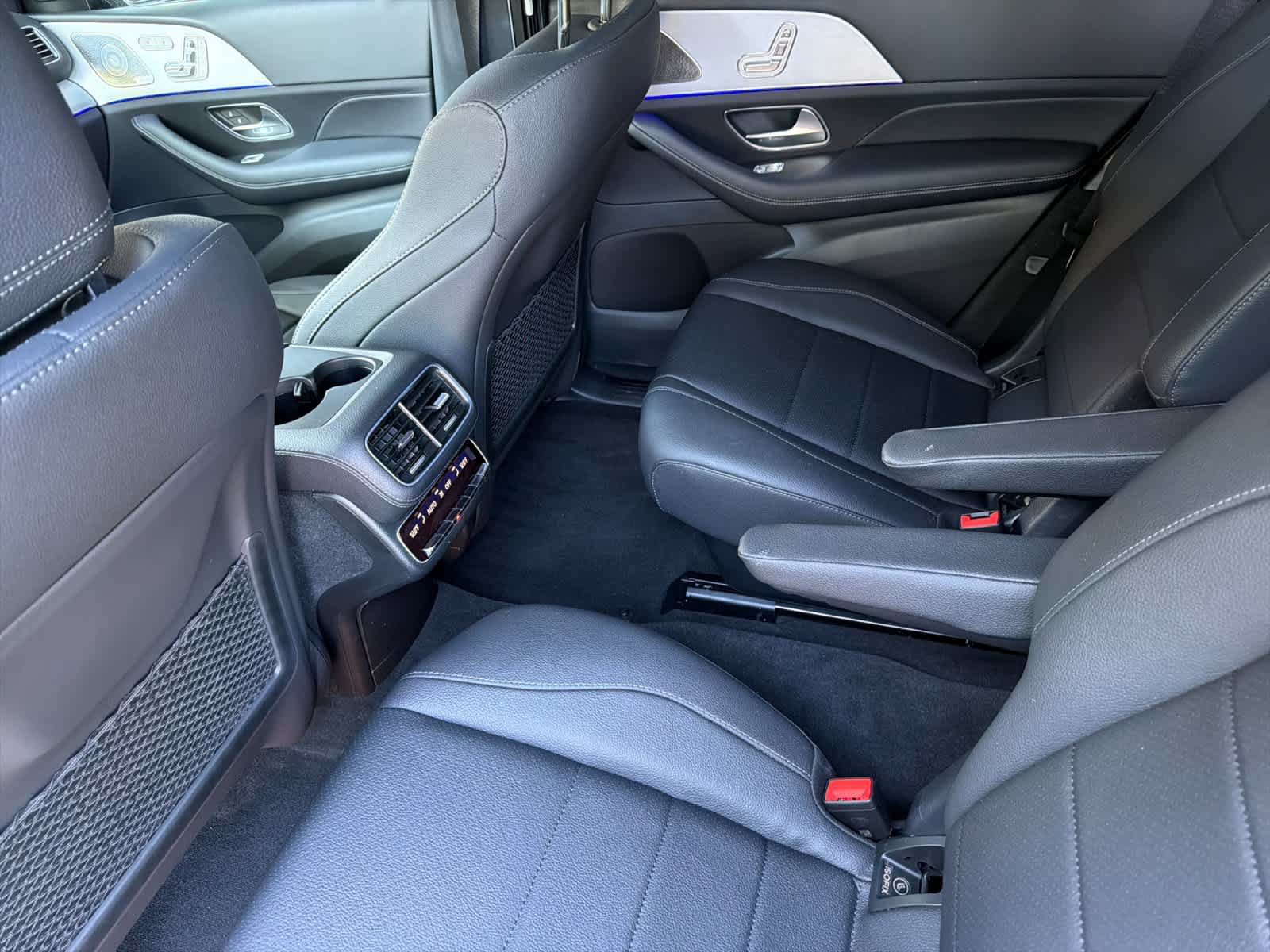 Certified 2024 Mercedes-Benz GLS 450 4MATIC image 11