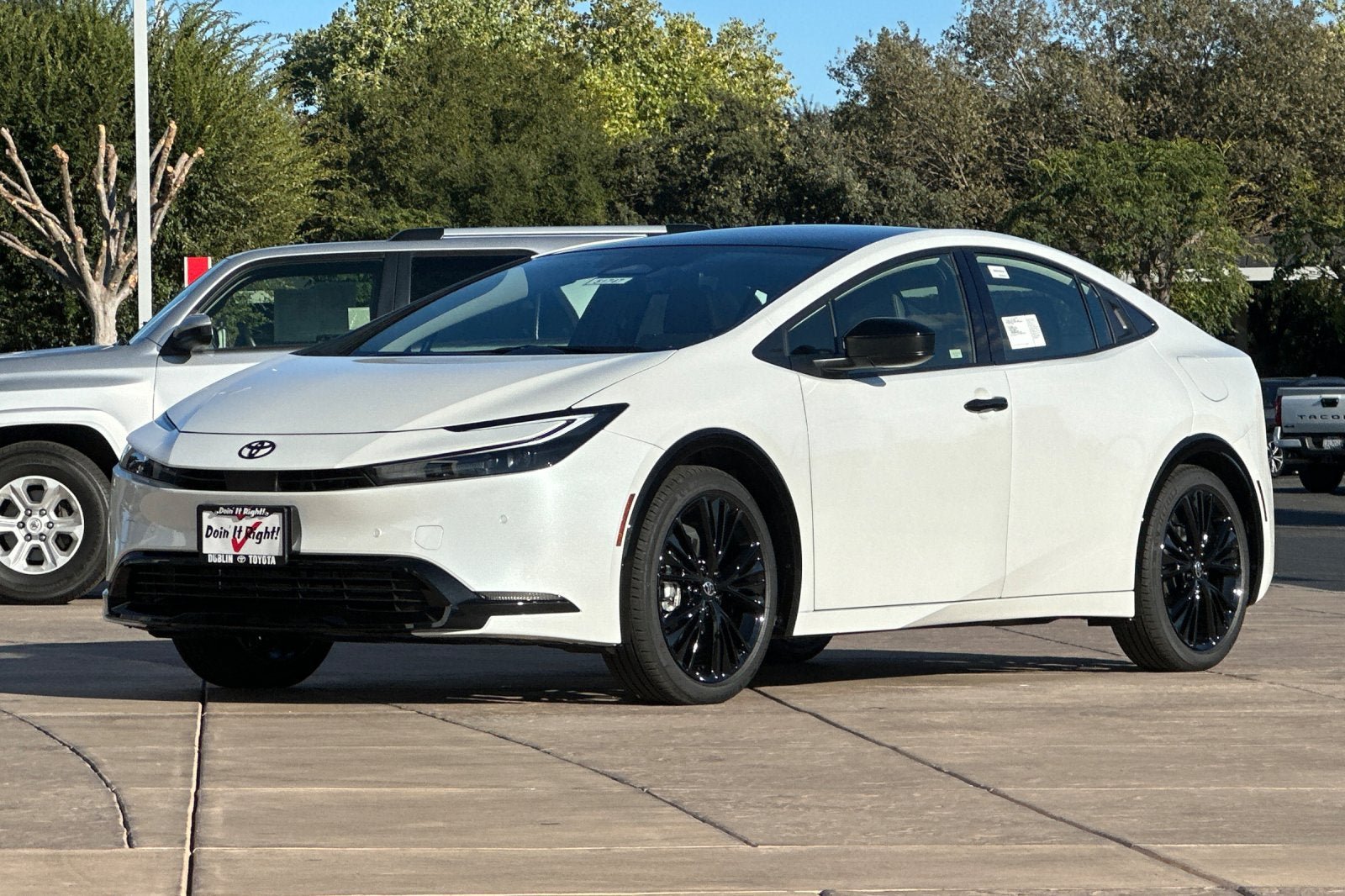 New 2027 Toyota Prius FWD image 8