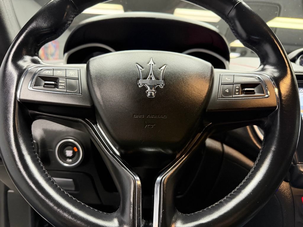Used 2019 Maserati Ghibli S RWD image 23