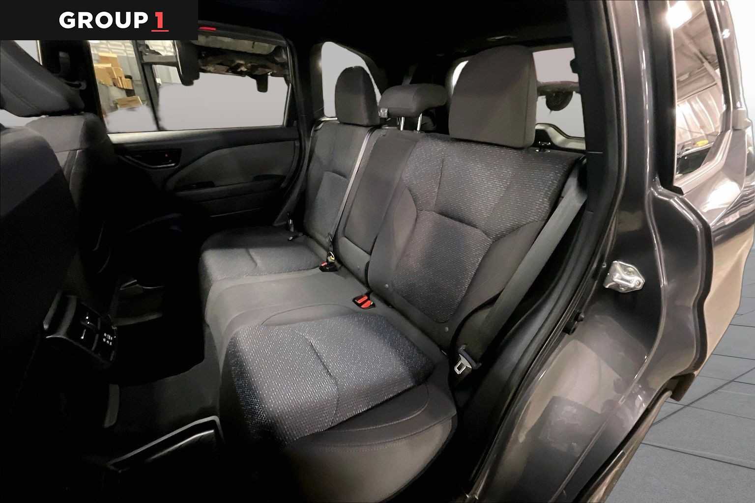 Certified 2025 Subaru Forester Premium AWD/4WD image 21