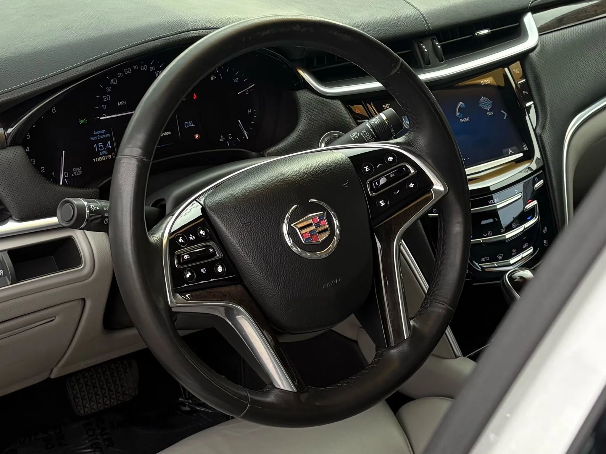 Used 2013 Cadillac XTS Luxury w/ Driver Awareness Package FWD image 13