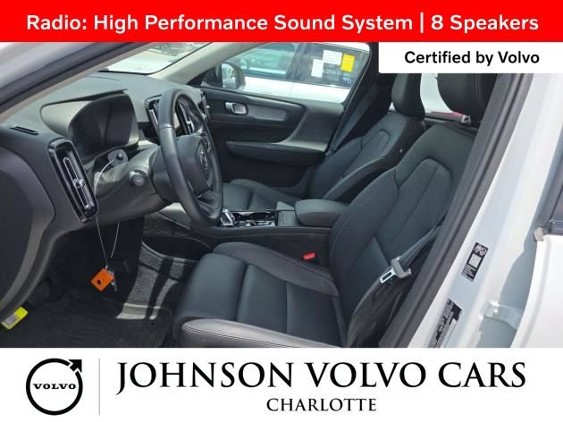 Used 2026 Volvo XC40 B5 Plus AWD/4WD image 4