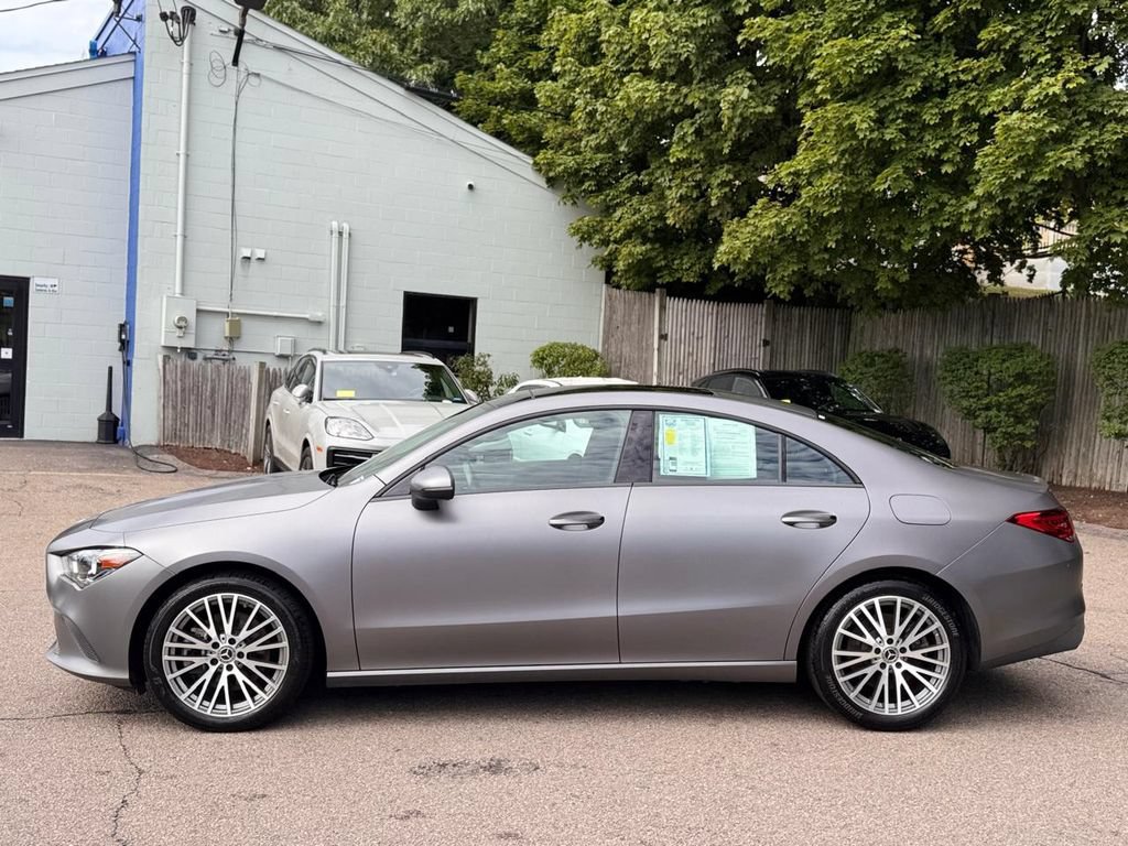 Used 2022 Mercedes-Benz CLA 250 4MATIC w/ Premium Package image 3